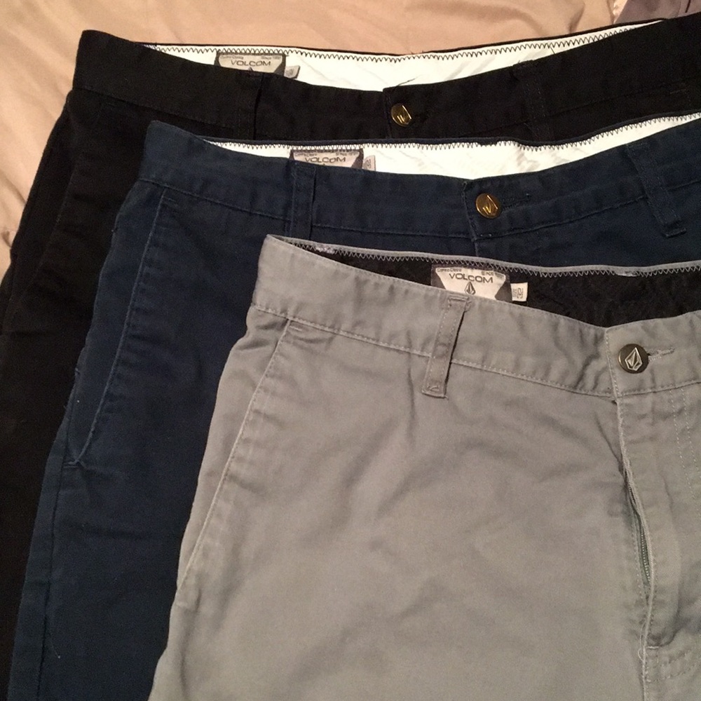 Bundle of 3 Volcom shorts